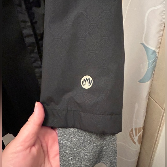 Athletic Rain Jacket - Picture 7 of 8